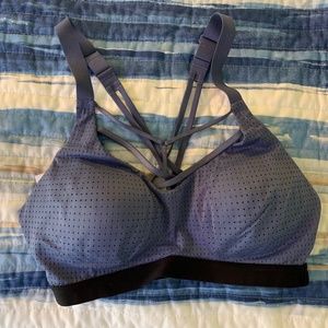 VS Sports Bra, 32D